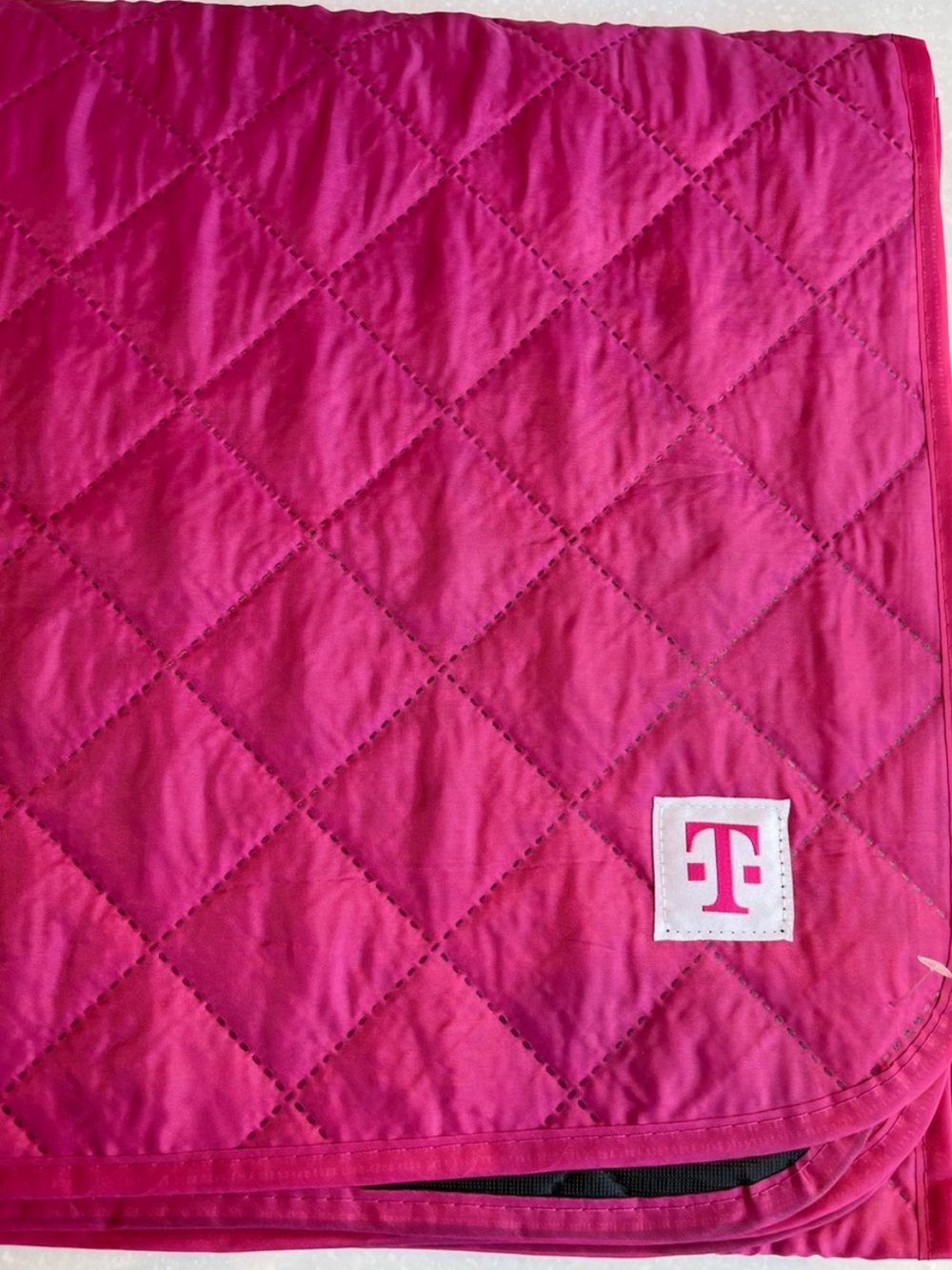 Pink Picnic Blanket Outdoor Travel Blanket Quilted T Mobile NWOT